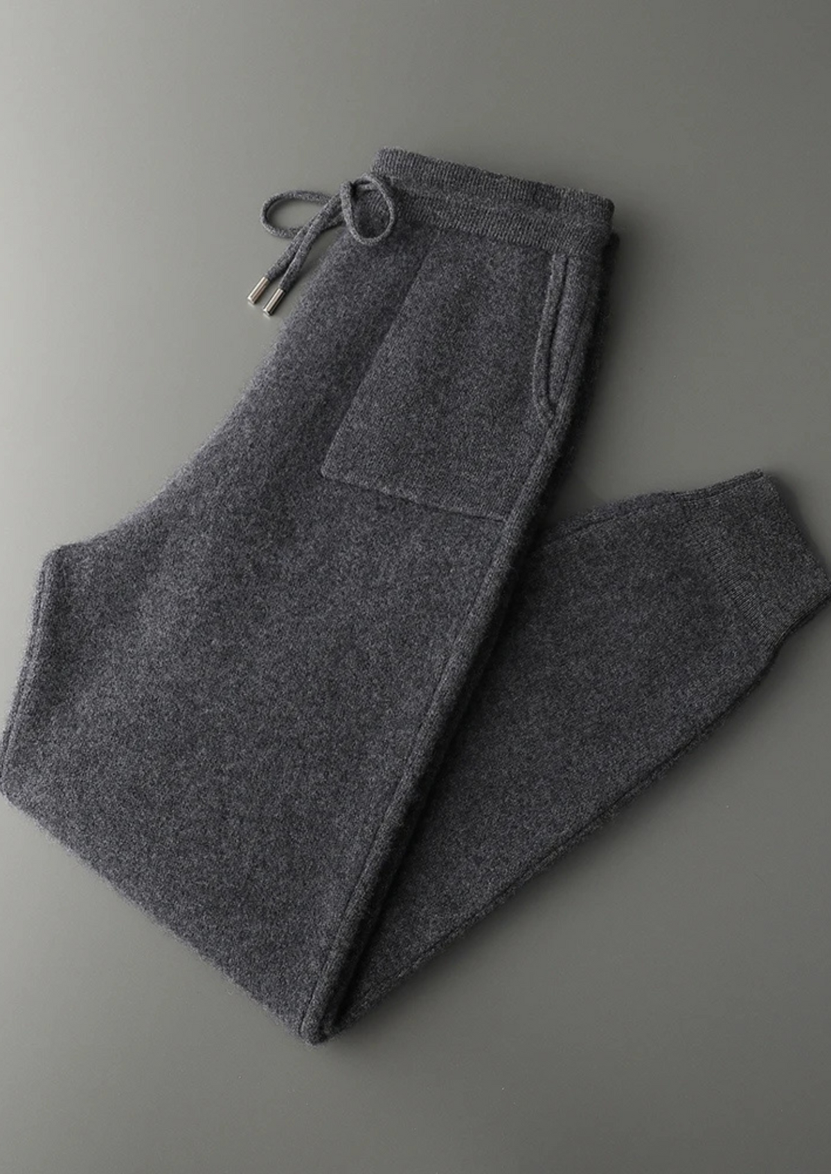 Premium Cashmere Dark Grey Alain Leisure Set by SATRI & CO. – product view 3
