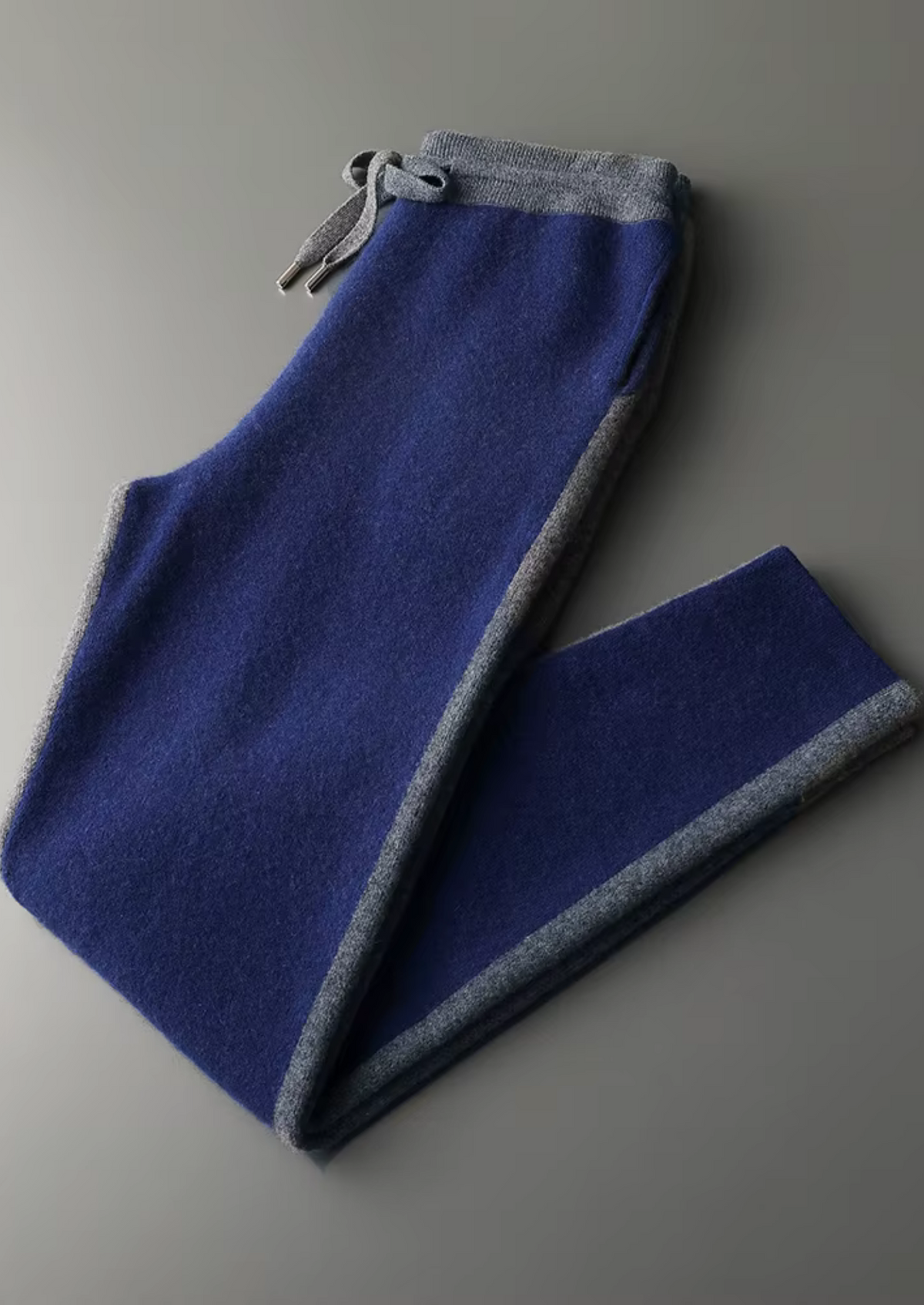Premium Cashmere Navy Blue Torino Leisure Set by SATRI & CO. – product view 8