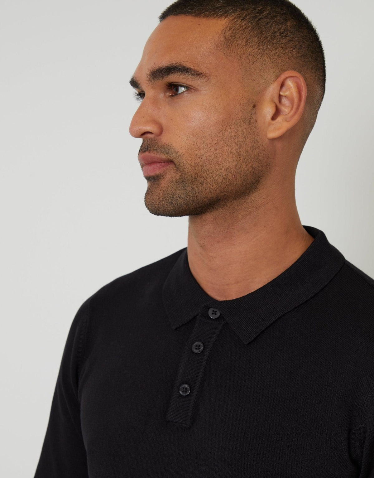 Knitted Long Sleeve Polo Jumper in Black