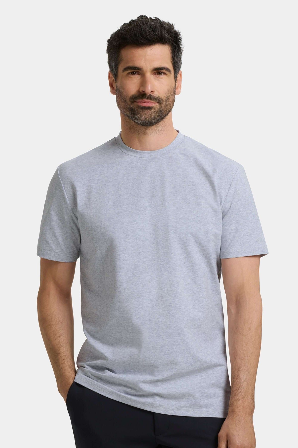 Essential Regular T-Shirt