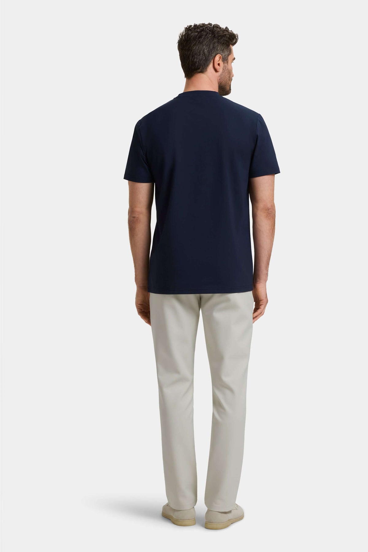 Essential Regular T-Shirt