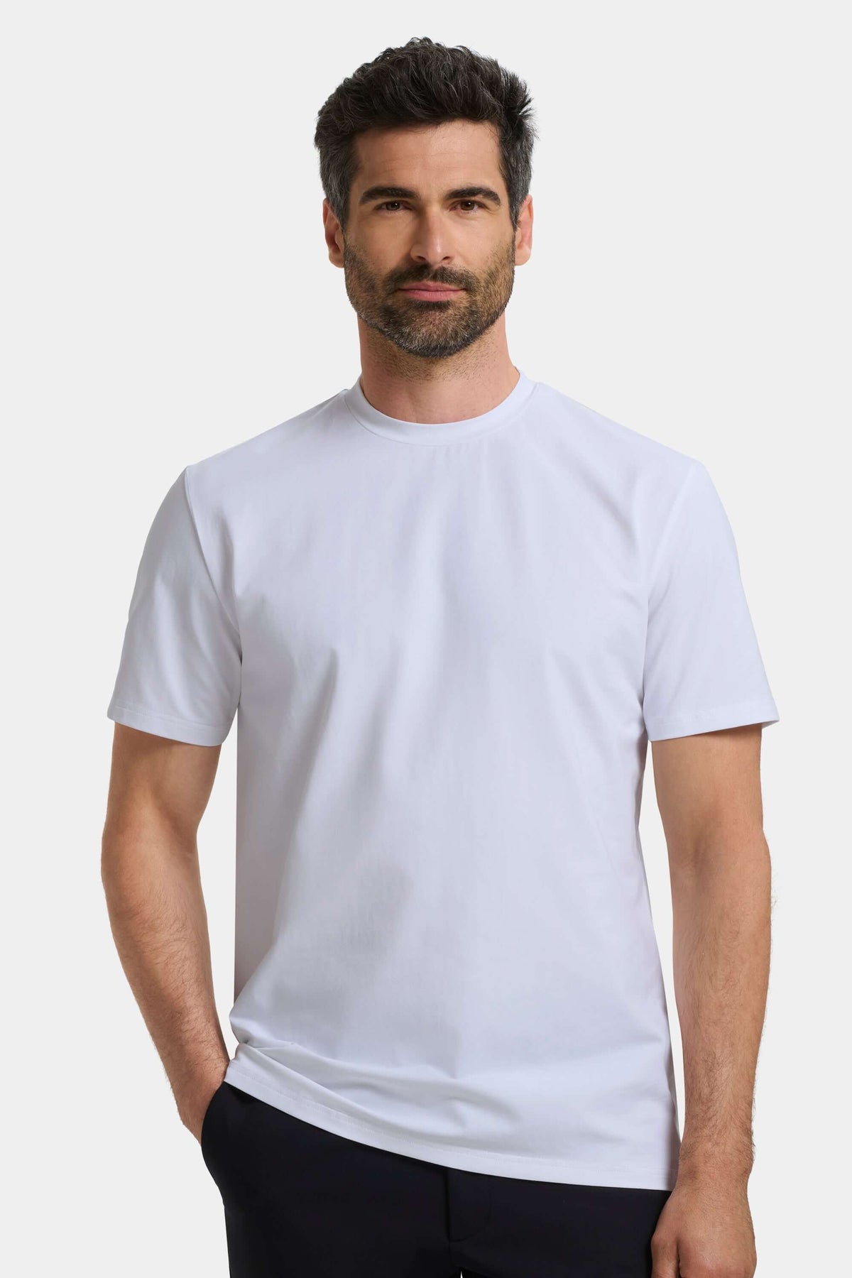 Essential Regular T-Shirt