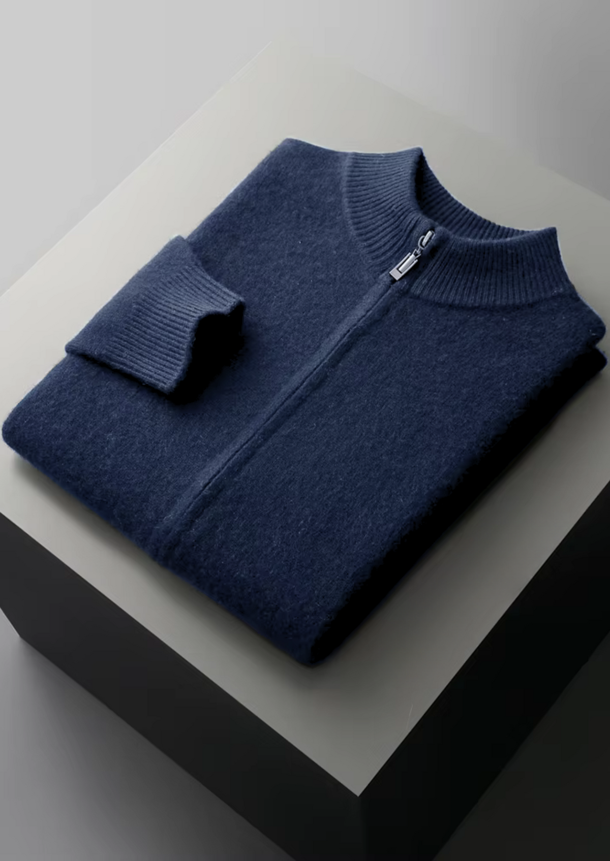 Pure Extra-Fine Merino Wool Navy Blue Luzzo Set by SATRI & CO. – product view 2