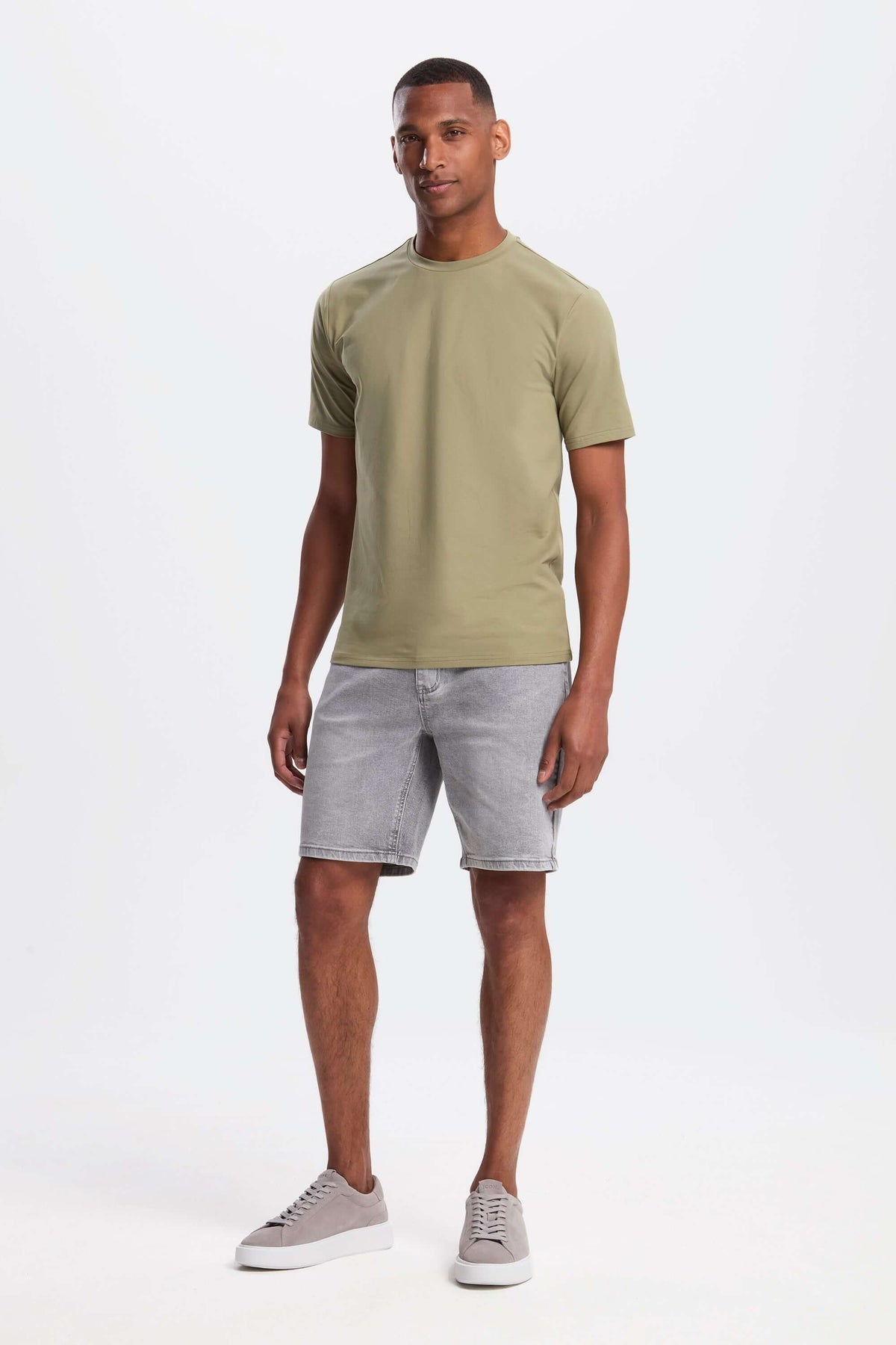 Regular T-Shirt