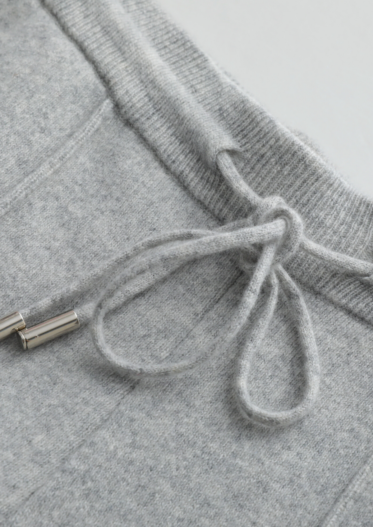 Pure Extra-Fine Merino Wool Light Grey Luzzo Set by SATRI & CO. – product view 4