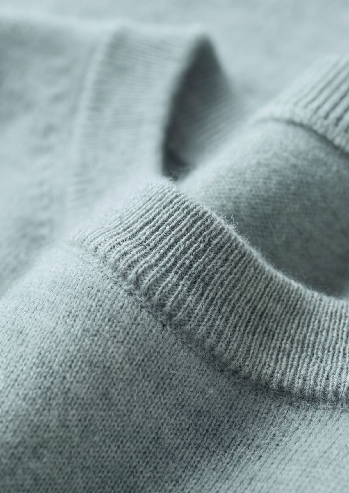 Premium Cashmere Classic Crew Neck T-Shirt - Turquoise by SATRI & CO. – product view 3
