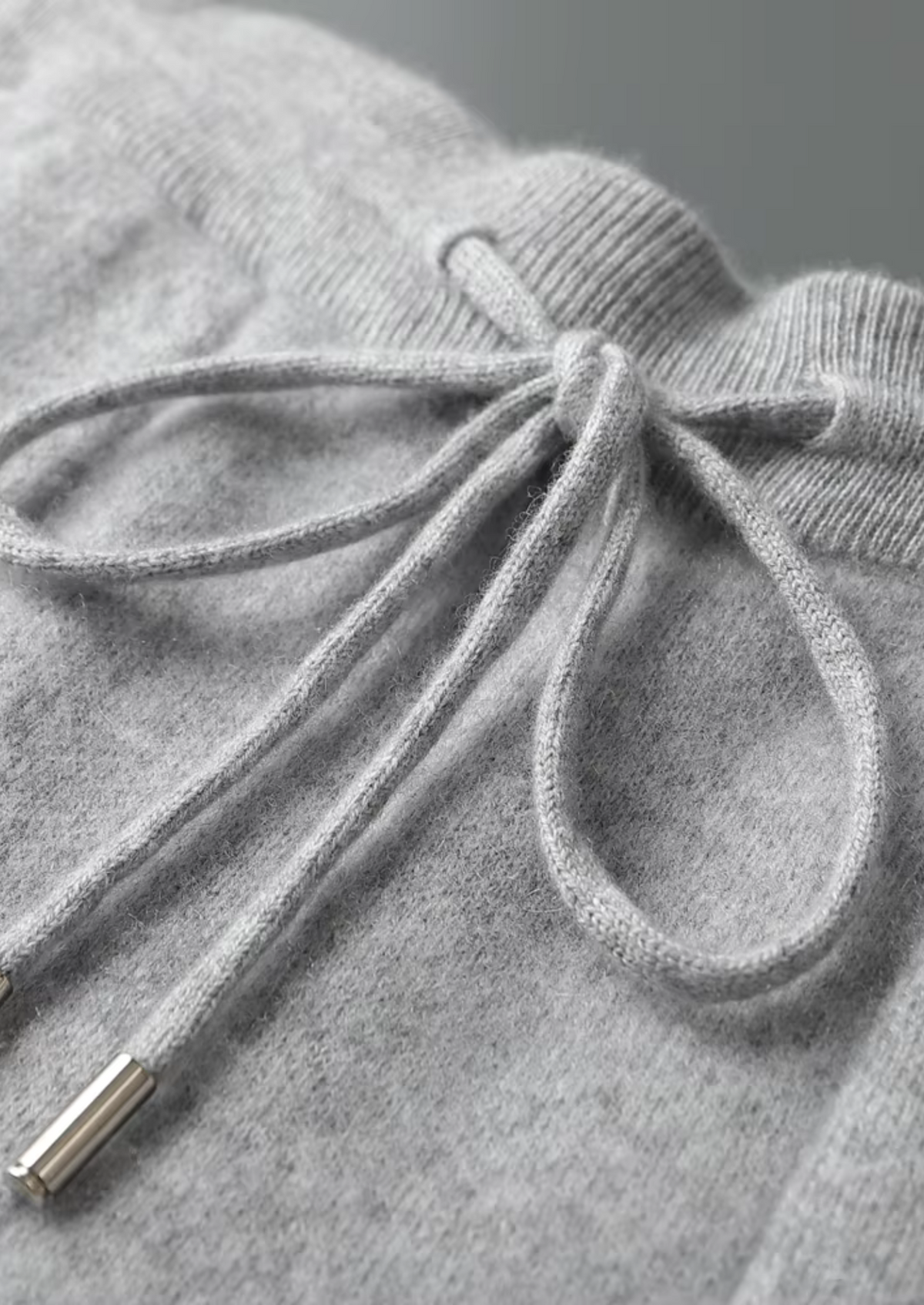 Premium Cashmere Leisure Joggers by SATRI & CO. – product view 4