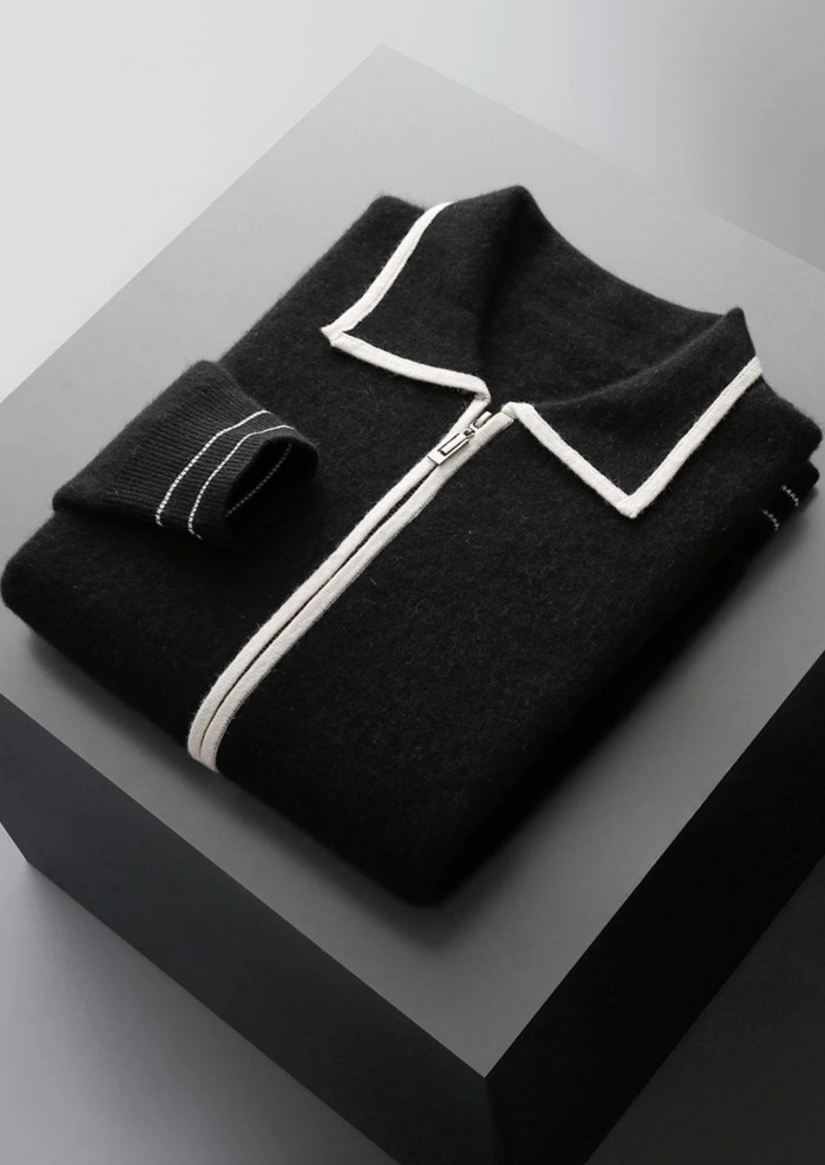 Pure Extra-Fine Merino Wool Two-Tone Polo Cardigan by SATRI & CO. – product view 7