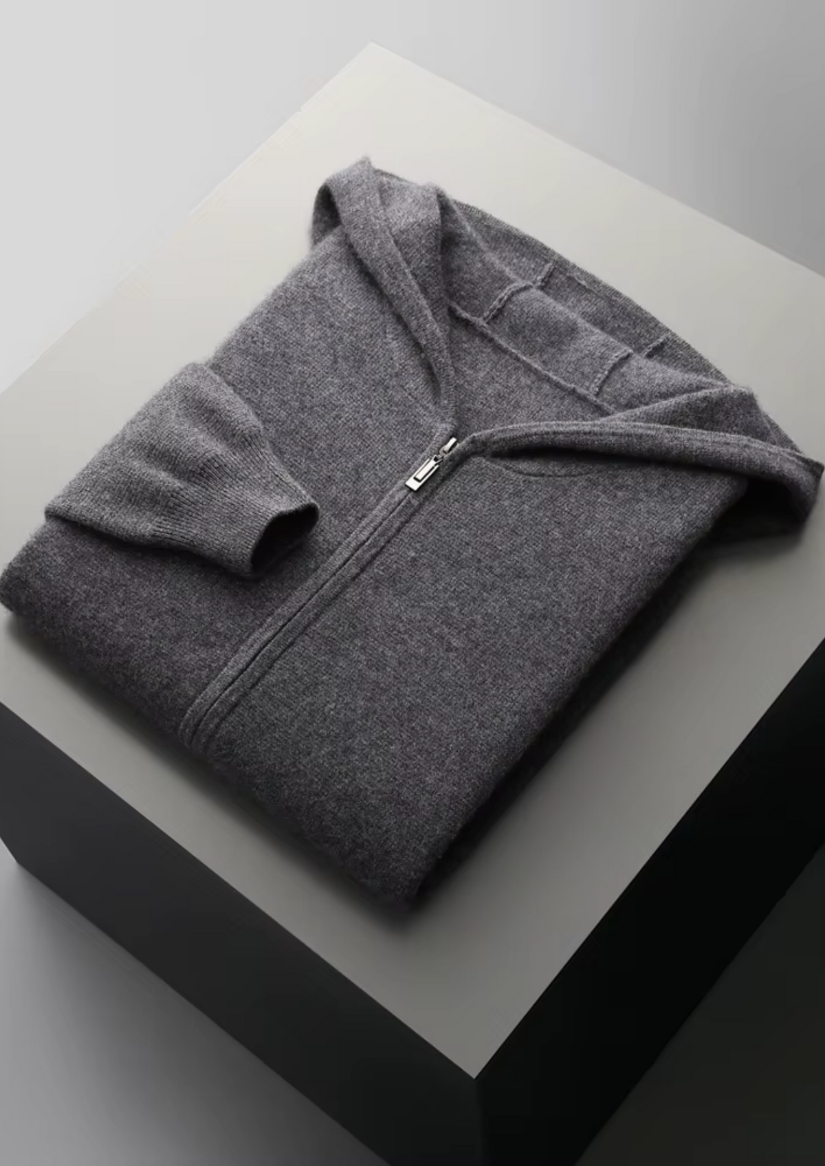 Pure Extra-Fine Merino Wool Dark Grey Arvo Set by SATRI & CO. – product view 2