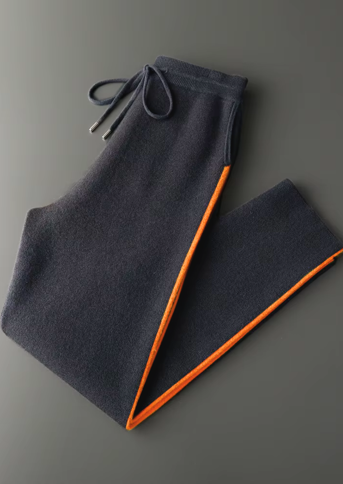 Premium Cashmere Deep Grey Milano Leisure Set by SATRI & CO. – product view 3