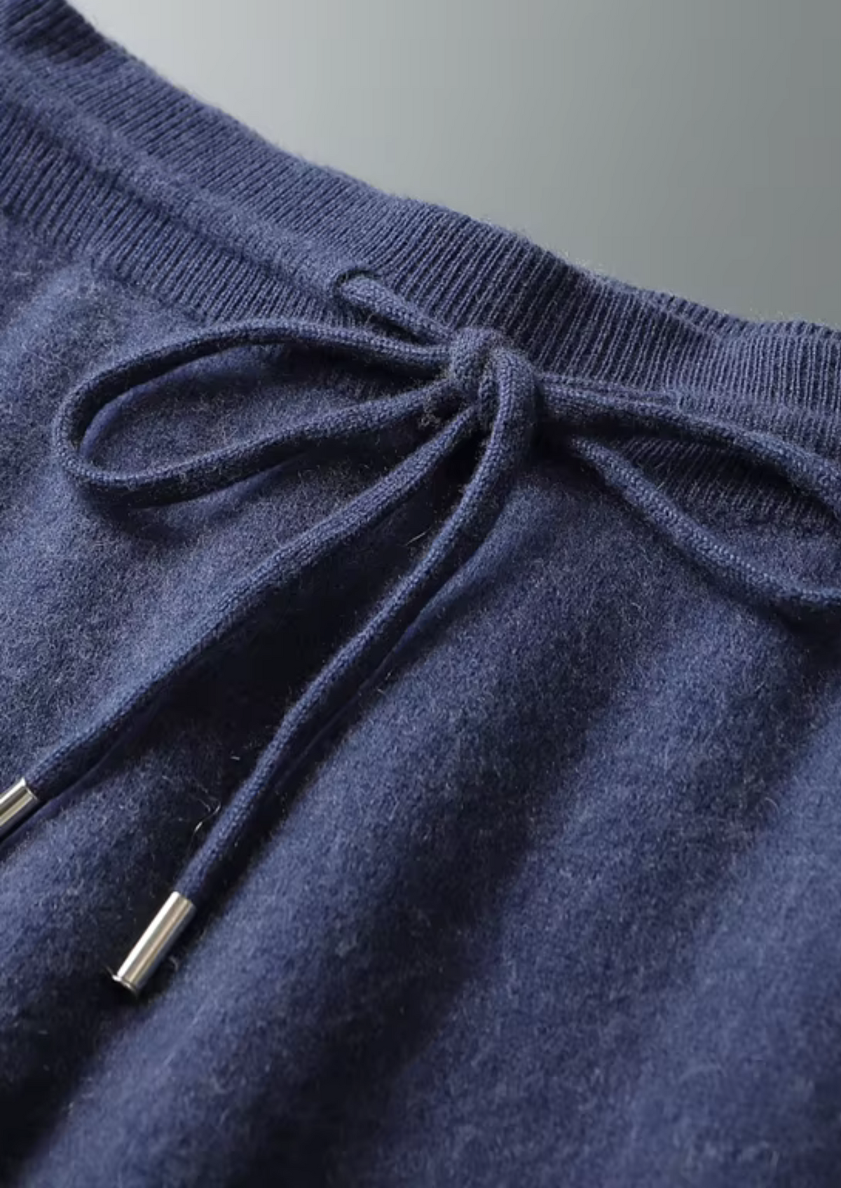 Premium Cashmere Navy Blue Milano Leisure Set by SATRI & CO. – product view 4