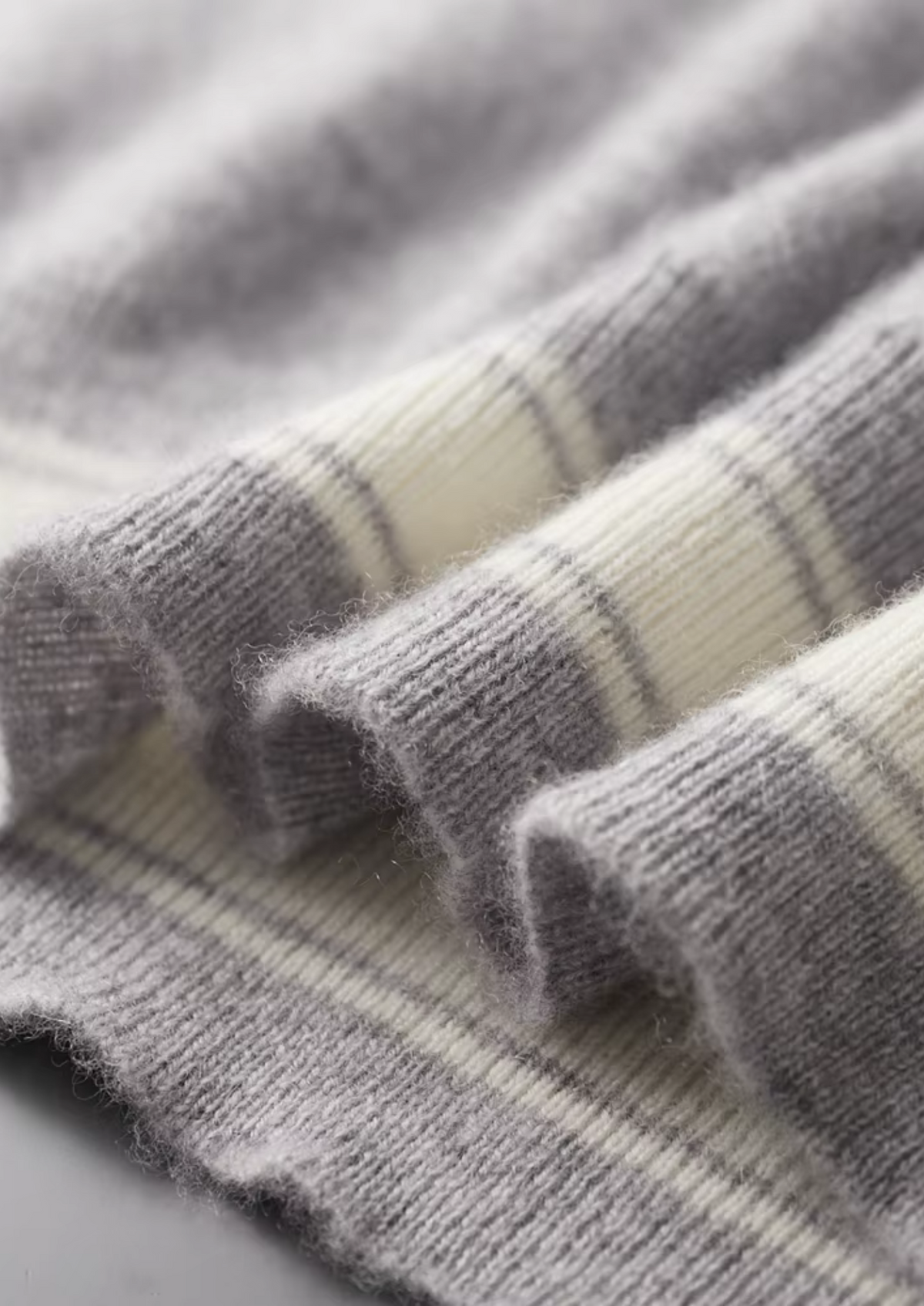Premium Cashmere Light Grey Vienna Leisure Set by SATRI & CO. – product view 7