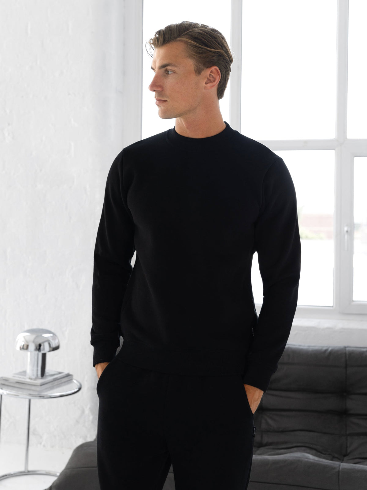 Men's Basic Regular Fit Jumper - Black | SATRI