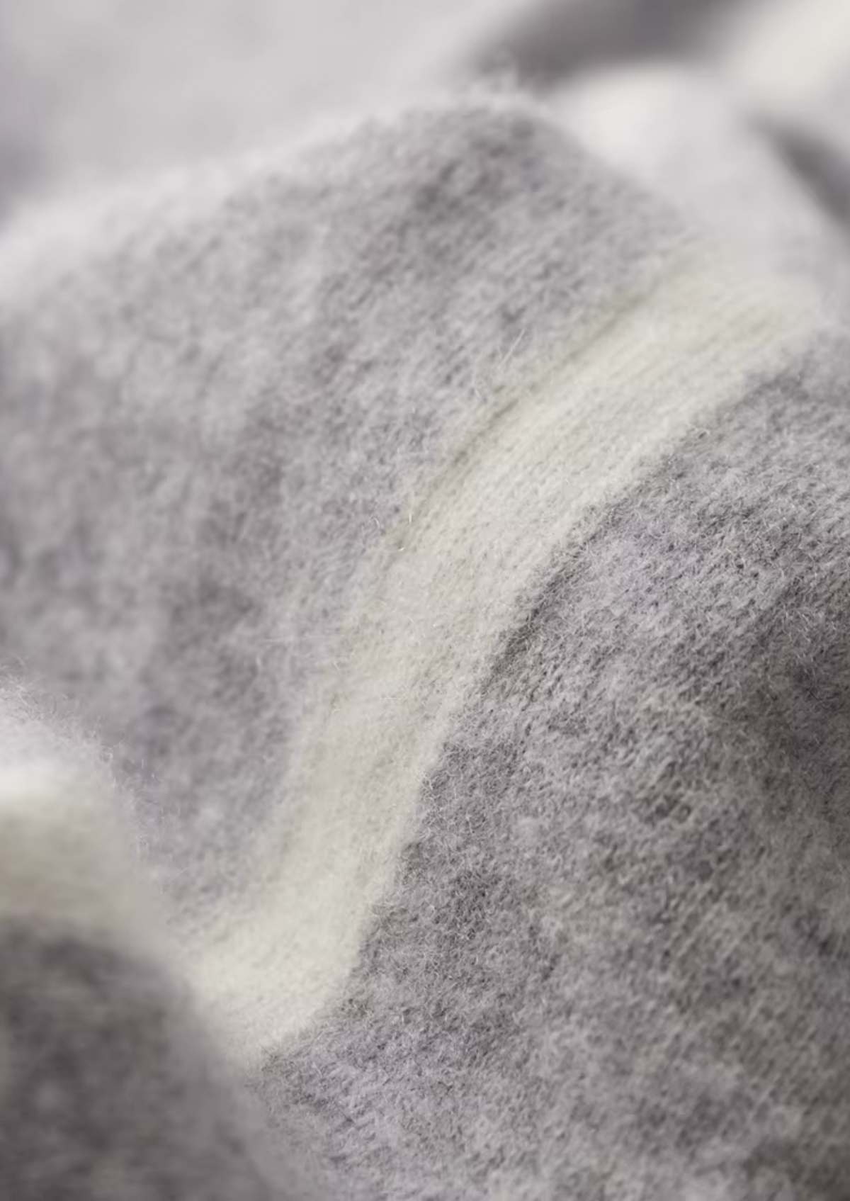 Premium Cashmere Light Grey Vienna Leisure Set by SATRI & CO. – product view 10