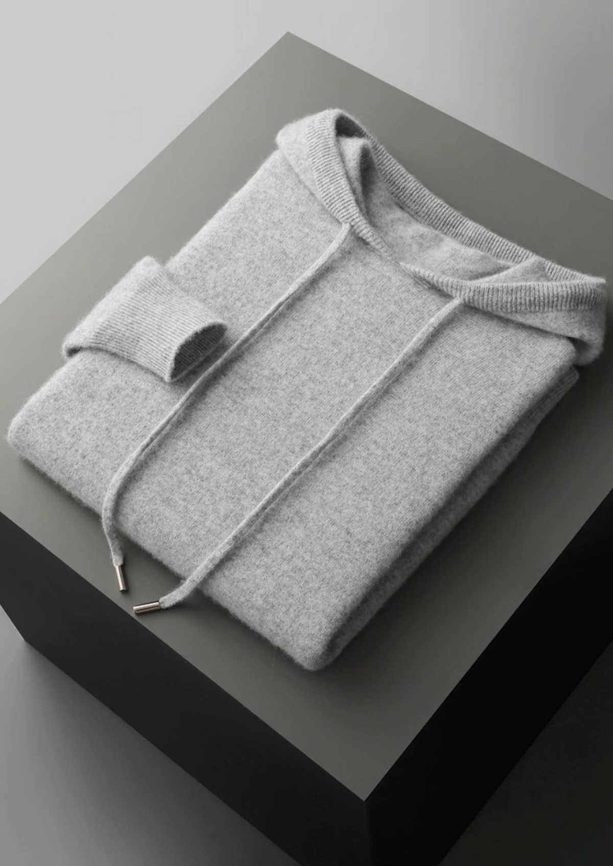 Premium Cashmere Light Grey Alain Leisure Set by SATRI & CO. – product view 11