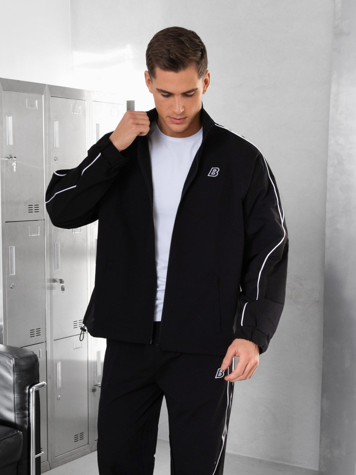 Track Active Jacket - Black