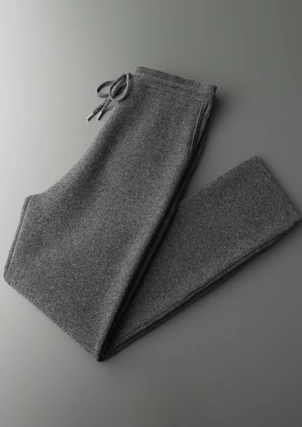 Pure Extra-Fine Merino Wool Dark Grey Savro Set by SATRI & CO. – product view 3