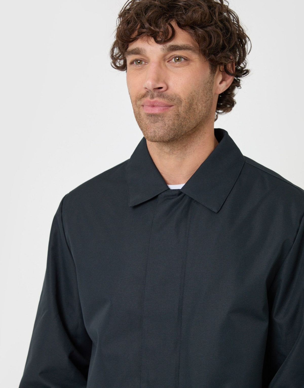 Showerproof Collared Longline Mac in Navy