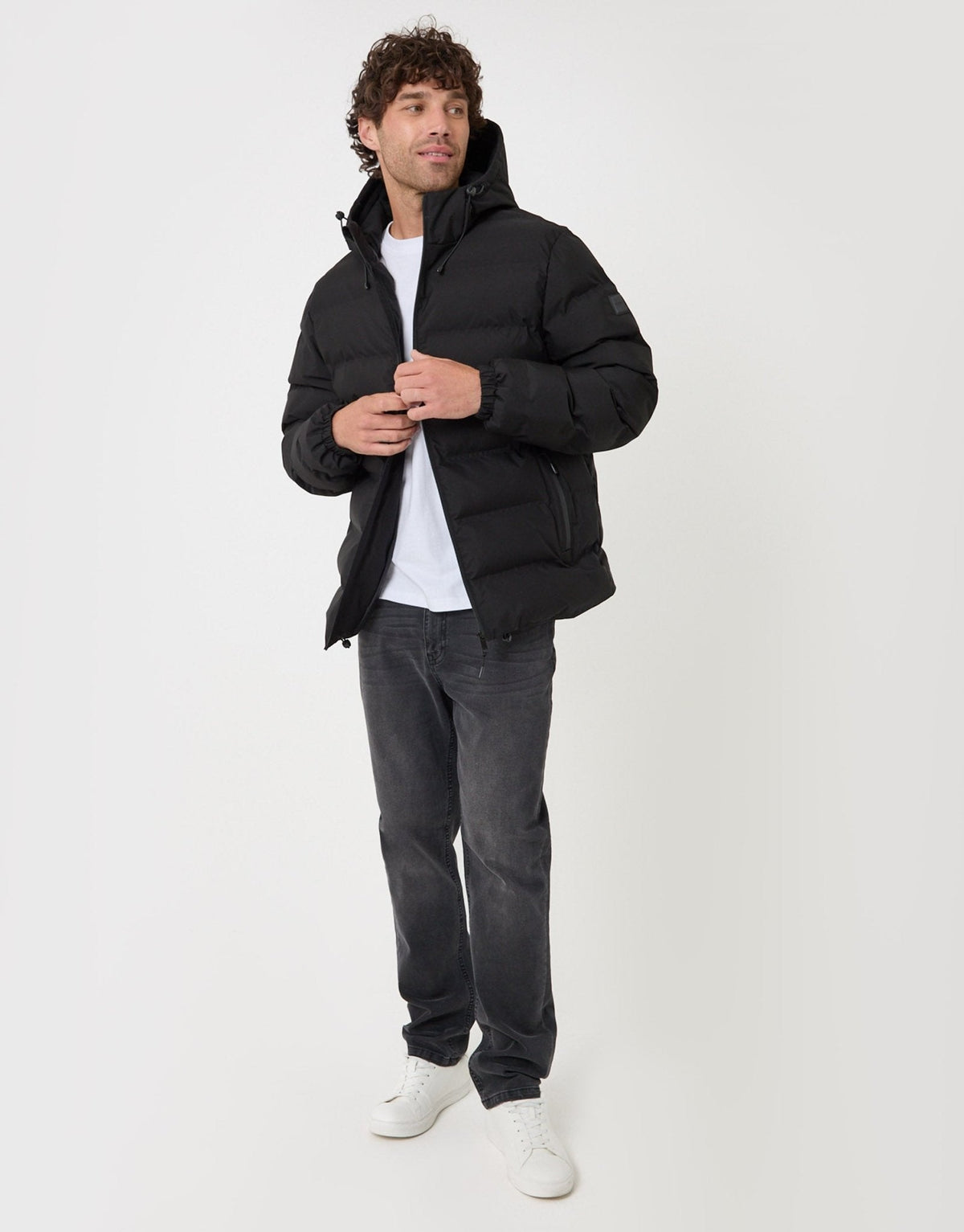 Wadded Hooded Jacket in Black