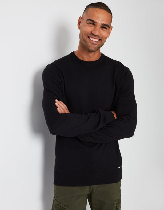 Men's Crew Neck Knitted Jumper in Black | SATRI
