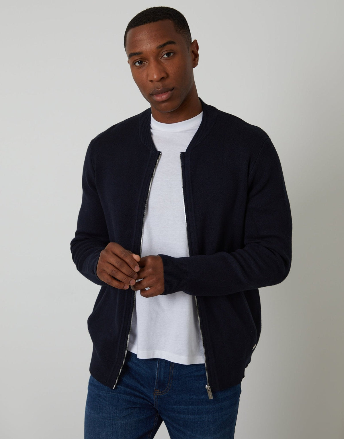 Men's Bomber-Style Knitted Zip Through Cardigan in Navy | SATRI