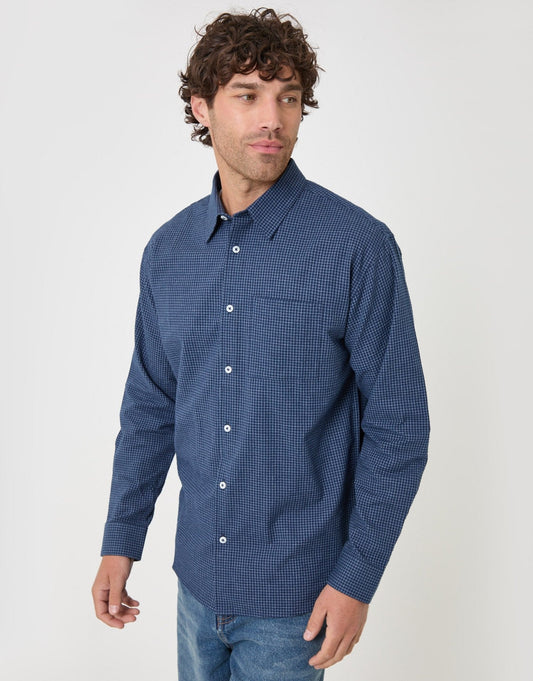 Relaxed Fit Cotton Seersucker Shirt in Navy Check