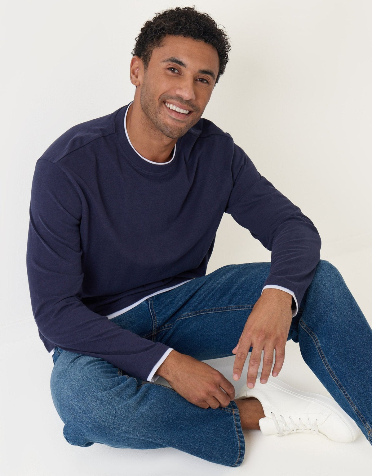 Men's Relaxed Fit Mock Layer Long Sleeve T-Shirt in Navy | SATRI