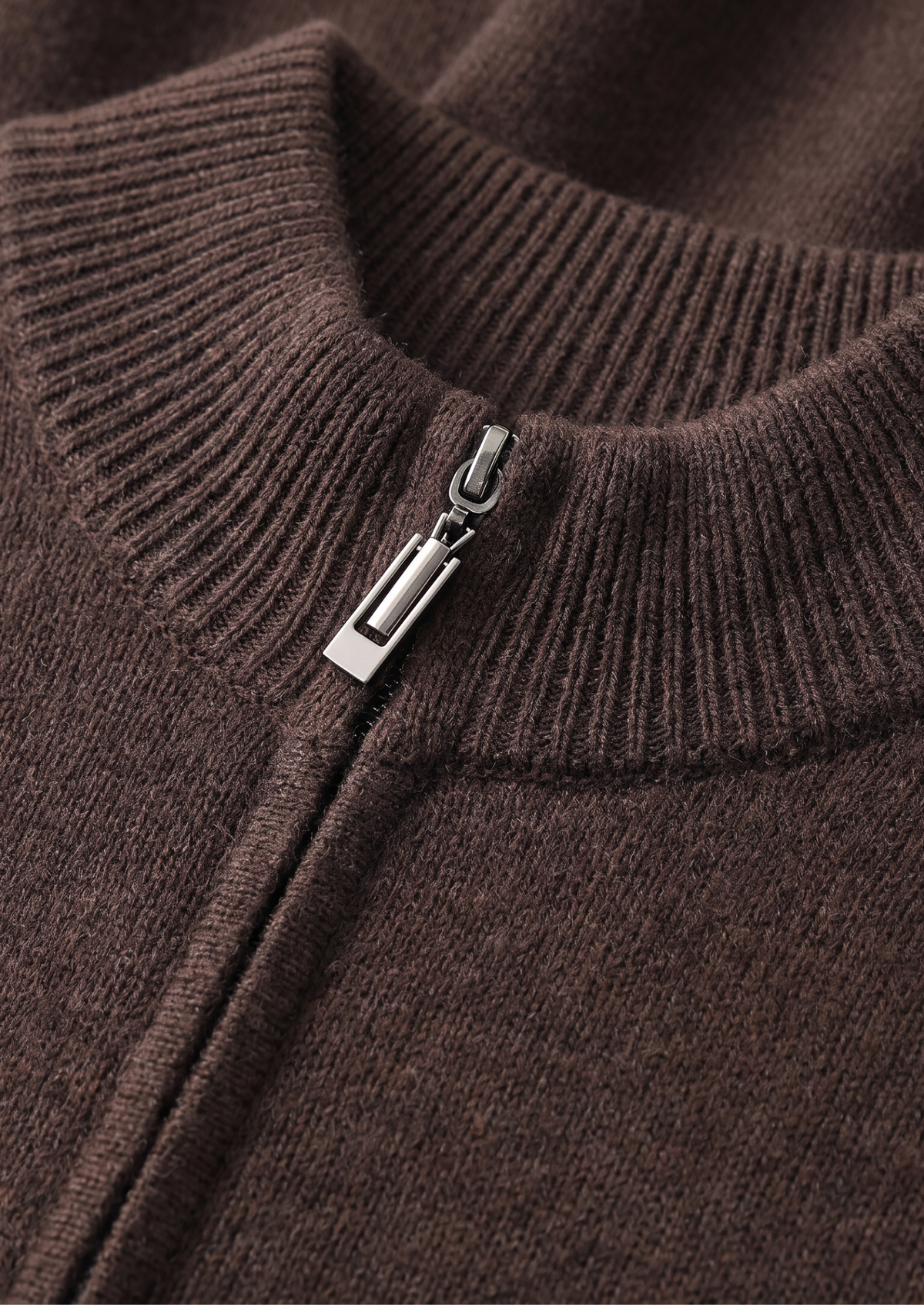 Pure Extra-Fine Merino Wool Dark Brown Luzzo Set by SATRI & CO. – product view 2