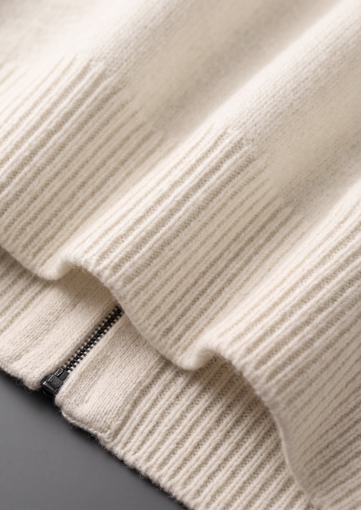 Pure Extra-Fine Merino Wool Cream White Luzzo Set by SATRI & CO. – product view 6