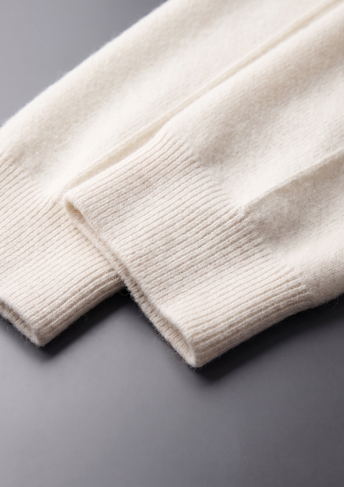 Pure Extra-Fine Merino Wool Cream White Luzzo Set by SATRI & CO. – product view 7