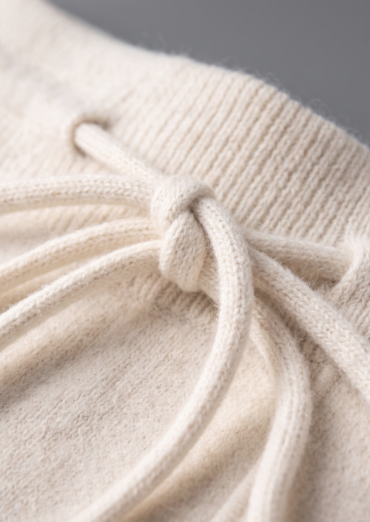 Pure Extra-Fine Merino Wool Cream White Luzzo Set by SATRI & CO. – product view 9