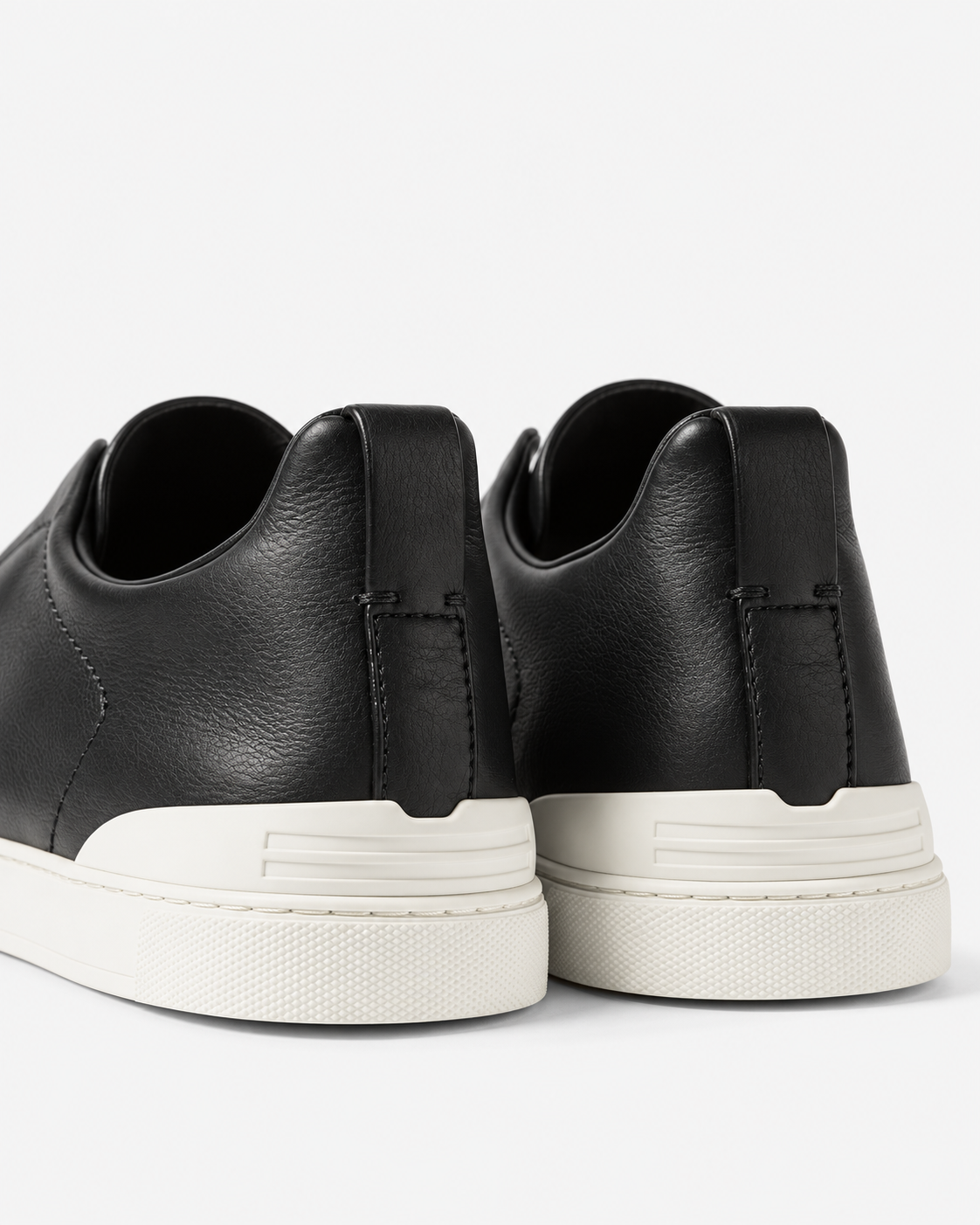 SATRI Ravello black trainers rear view